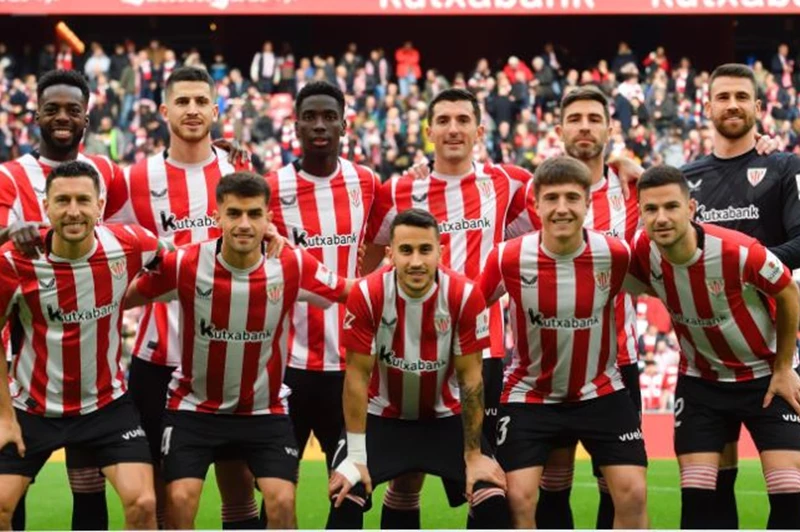 بلباو يتفوق على إشبيلية بثلاثية في افتتاح الدوري الإسباني