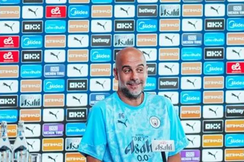 جوارديولا يقدم تفاصيل غيابات مانشستر سيتي أمام وولفرهامبتون وموقف إيدرسون