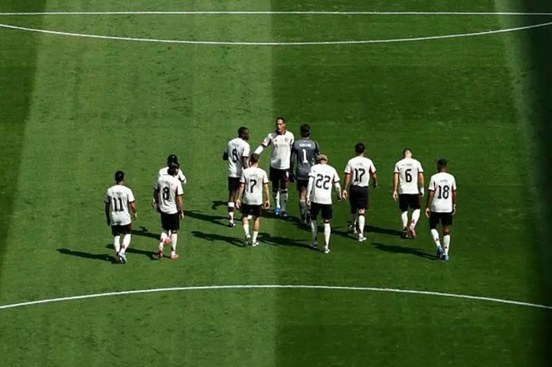 غيابات ليفربول المؤثرة: تحليل قبل مواجهة بورنموث في البريميرليج