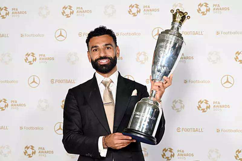 متحف صلاح: رحلة إنجازات 103 جائزة فردية مع ليفربول