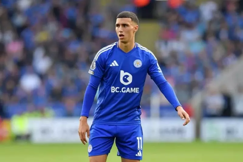 نيوكاسل يخطط لضم بلال الخنوس في صفقة جديدة